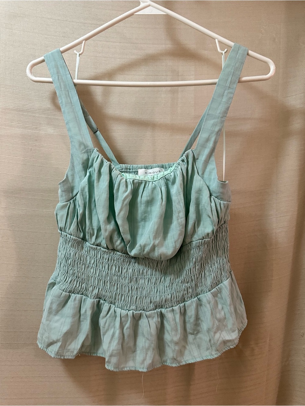 Kirious Los Angeles BOGO Seafoam Boho Smocked Cropped Tank Top Size Medium ⚫️
